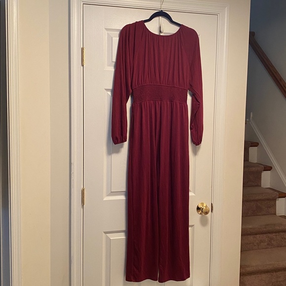 Tanou Burgundy Long Sleeve Smocked Jumpsuit…size M - Picture 2 of 7